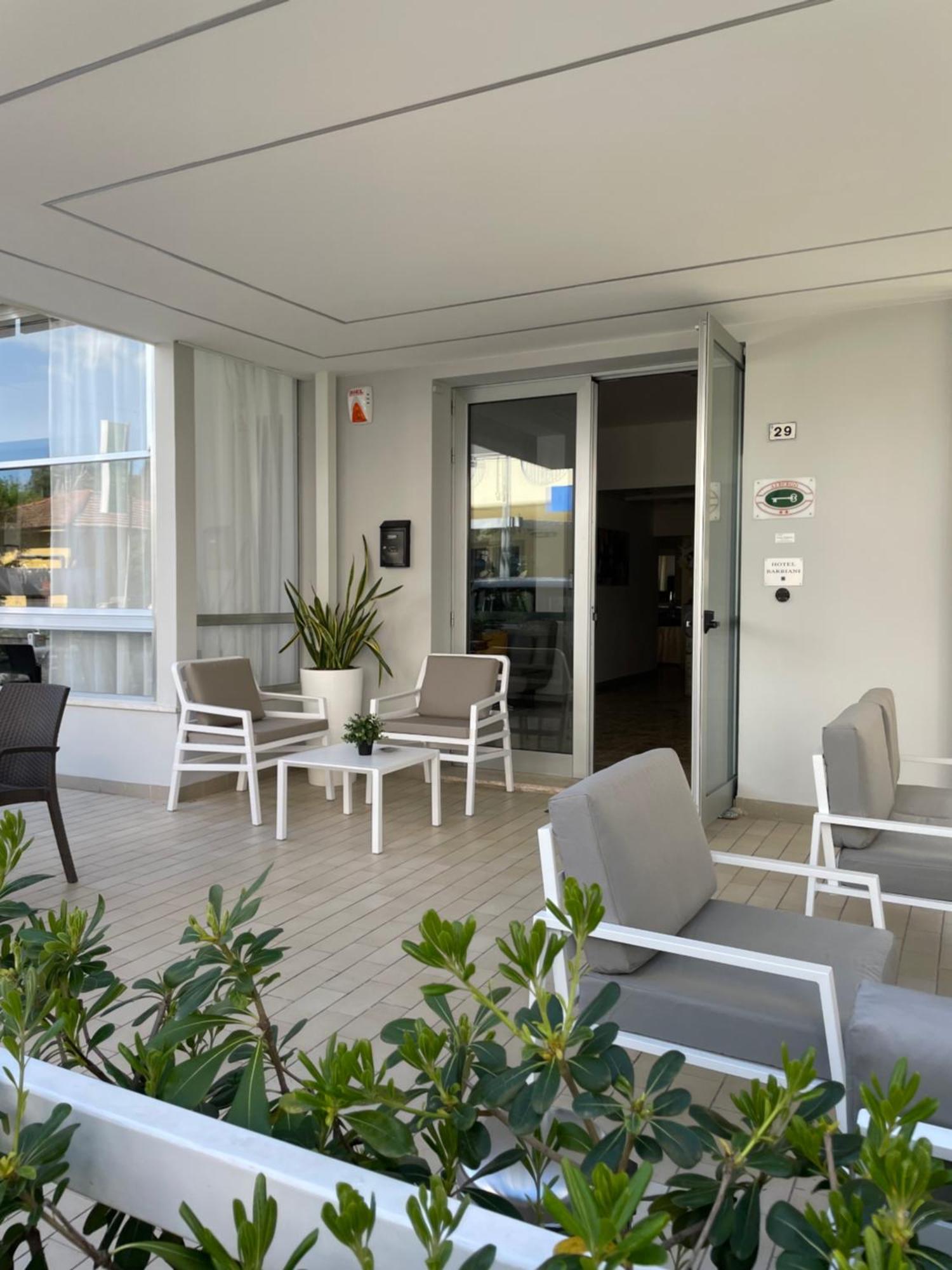 Hotel Barbiani Riccione Exterior foto